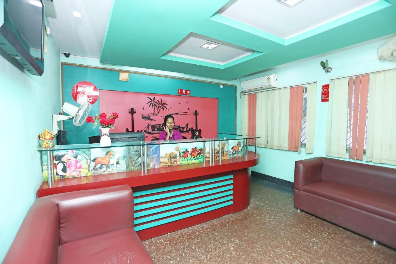 בובנשוואר Oyo 5719 Hotel Jannat Palace מראה חיצוני תמונה